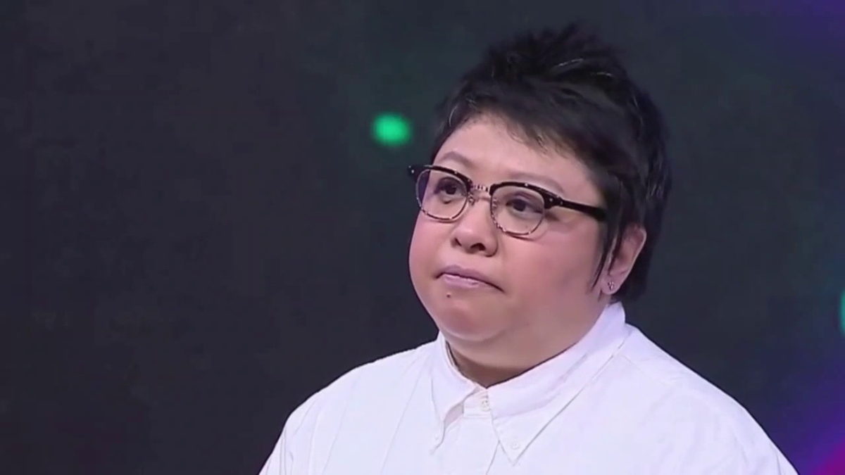 99年贵州景区缆车坠落幸存儿被韩红收养并改名为韩厚厚