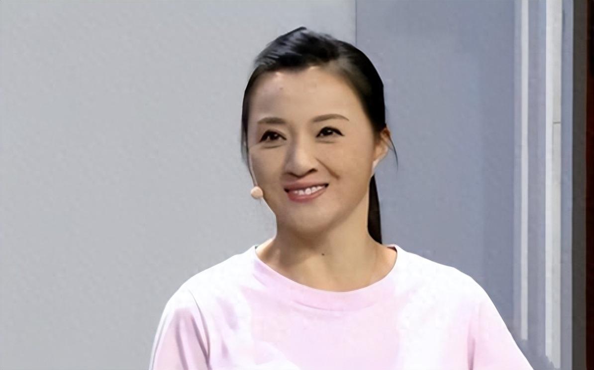 回顾从5登春晚到沦落精神病院金玉婷的结局印证了郭德纲的话