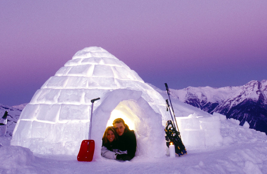 零下50因纽特人住冰屋为何不冷生火雪不会化吗咋上厕所