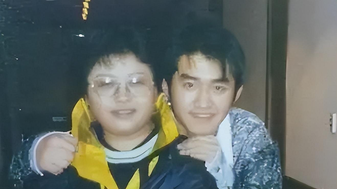 99年贵州景区缆车坠落幸存儿被韩红收养并改名为韩厚厚