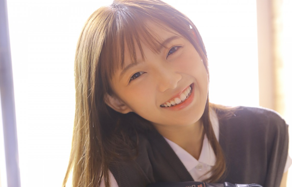 樱子无奈的说道,自己曾经有一个很好的朋友,考上了一个不错的大学毕业