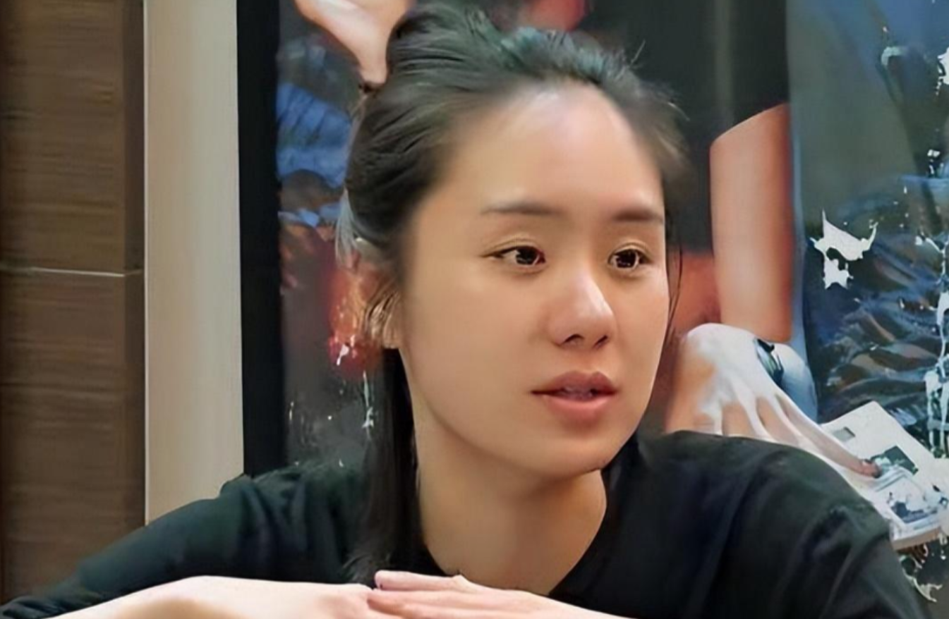 回顾演员张潮二婚娶小娇妻62岁再做父亲大女儿也是知名演员