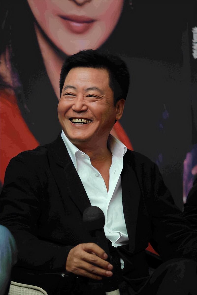 回顾丁芯和丈夫赵宝刚丁克18年愁坏婆婆意外得子全家乐开怀