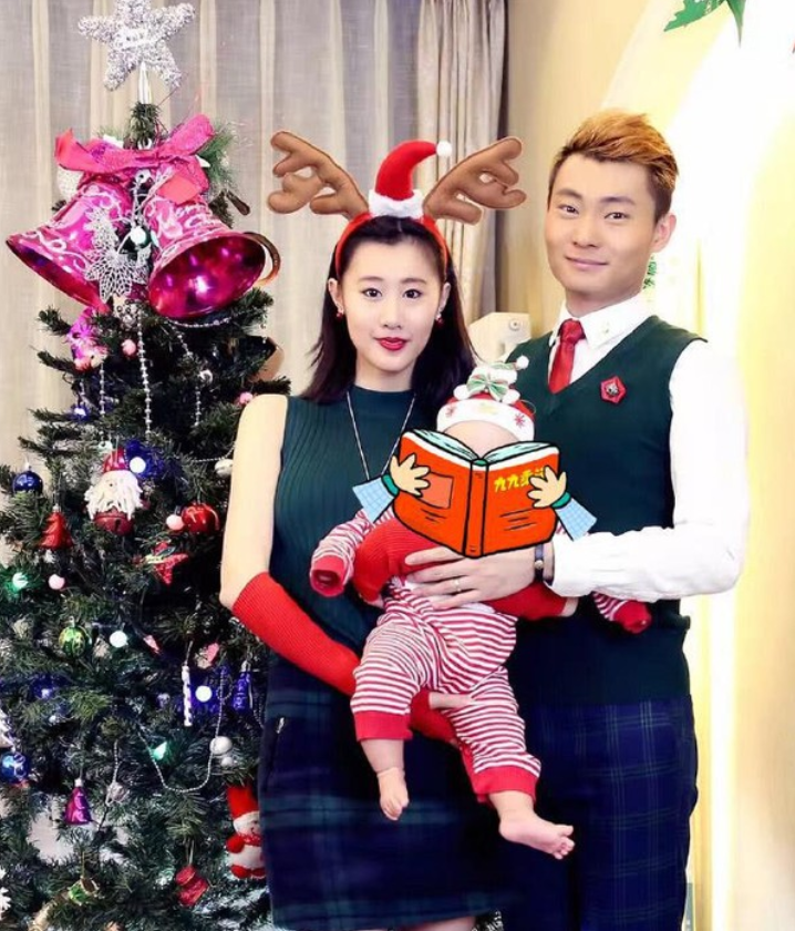 回顾巩汉林儿媳黄一惠先被催婚后被催生两胎如今家庭幸福美满