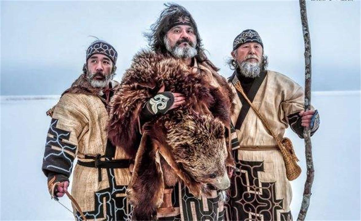 零下50因纽特人住冰屋为何不冷生火雪不会化吗咋上厕所