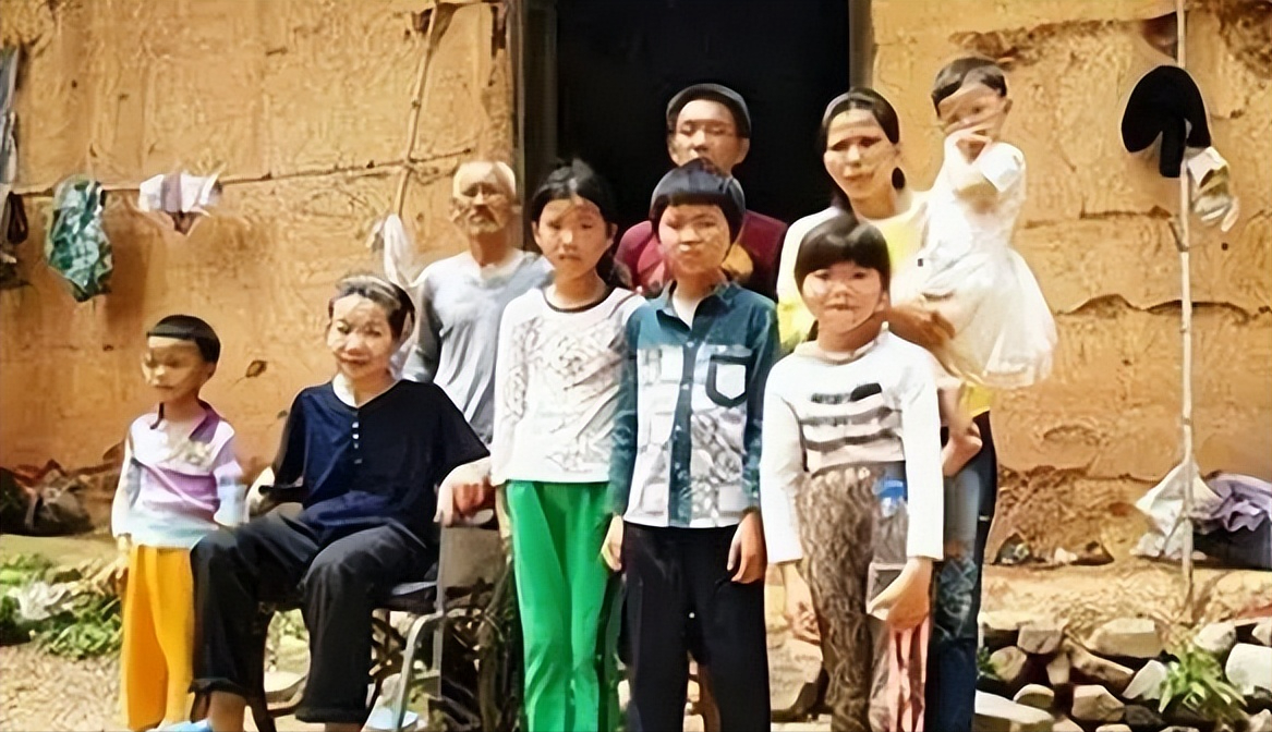 伍继红与邓高华的婚姻,对外人来说,可能只是一个农村妇女再婚的普通