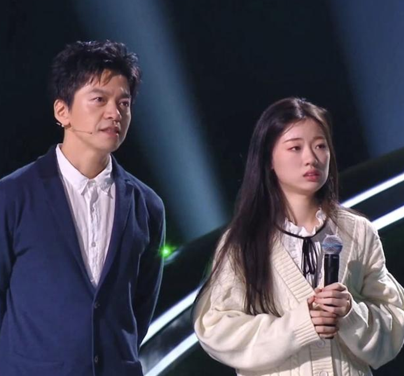 回顾李健的神仙爱情十岁相识结婚20年不生娃用一生来度蜜月