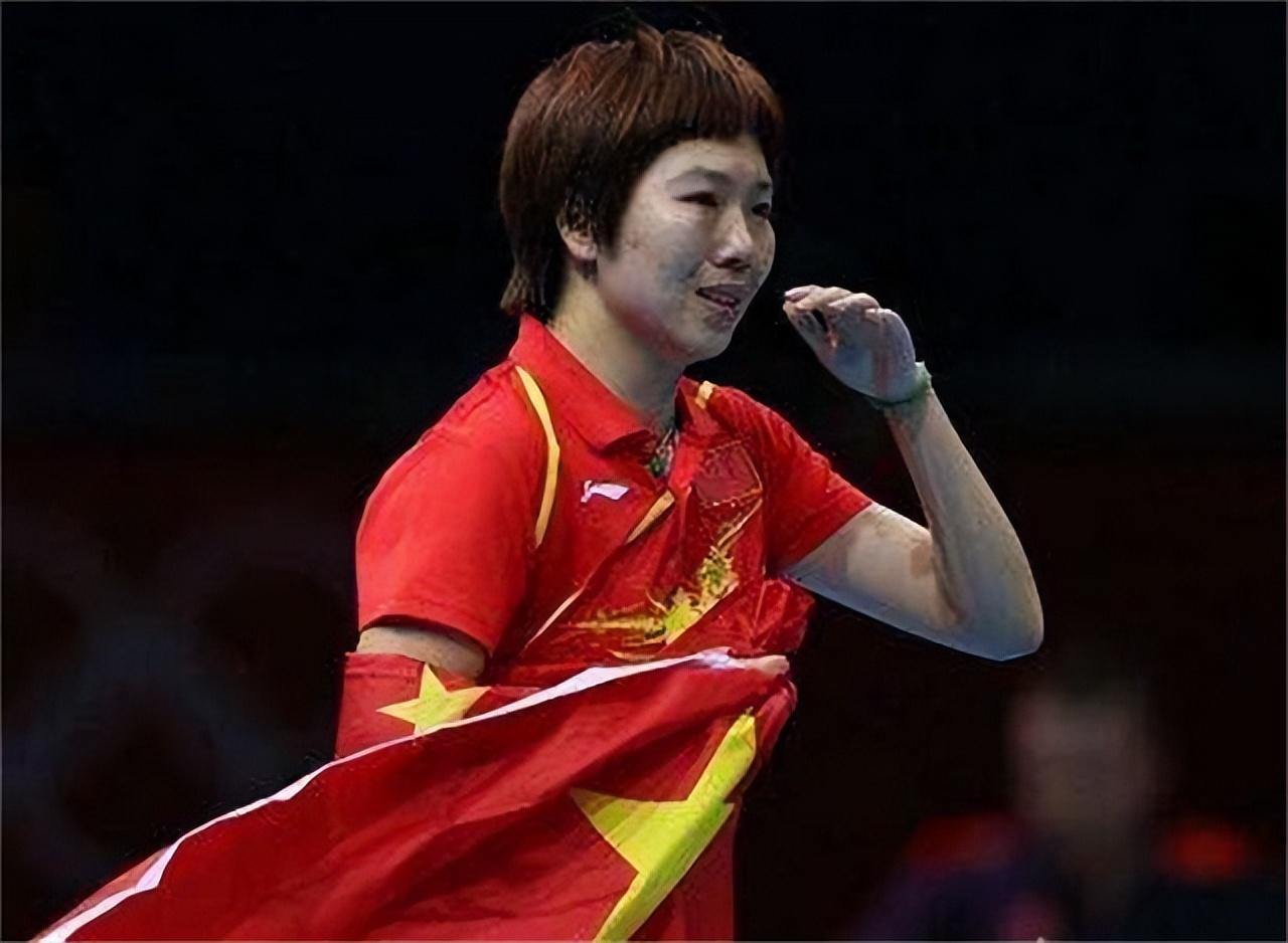 回顾冠军李晓霞花18年登顶大满贯退役生2娃与丈夫生活滋润