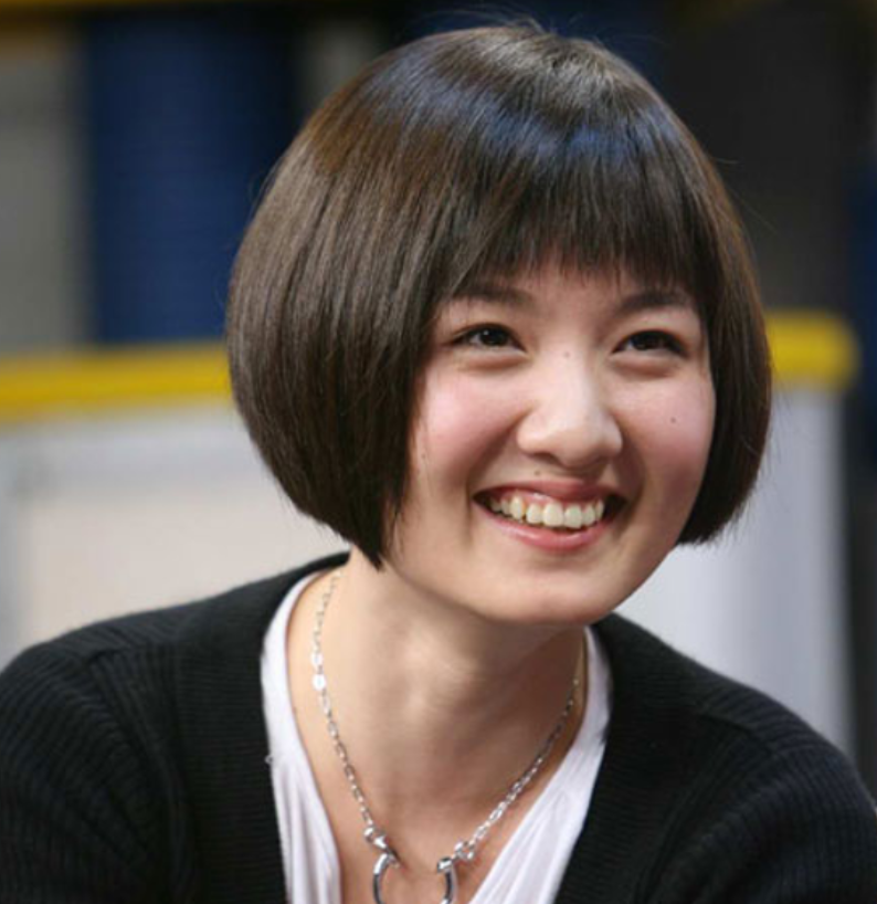 回顾蒋小涵7岁入行被央视独宠曾被误认为歌唱家蒋大为的女儿