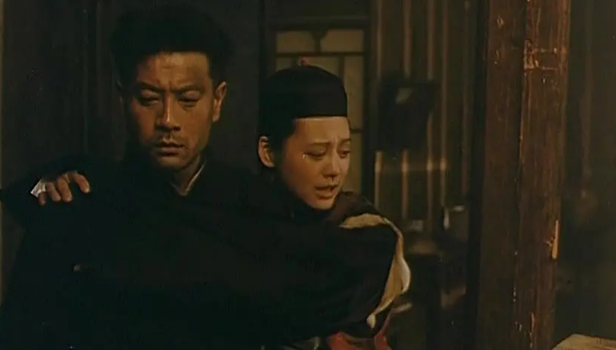 回顾巫刚43岁与妻子离婚后单身至今60岁无儿无女