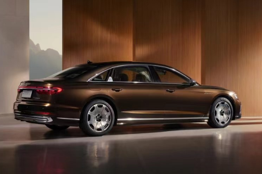 顶配突破200万40tv8发动机新款奥迪a8lhorch创始人版上市