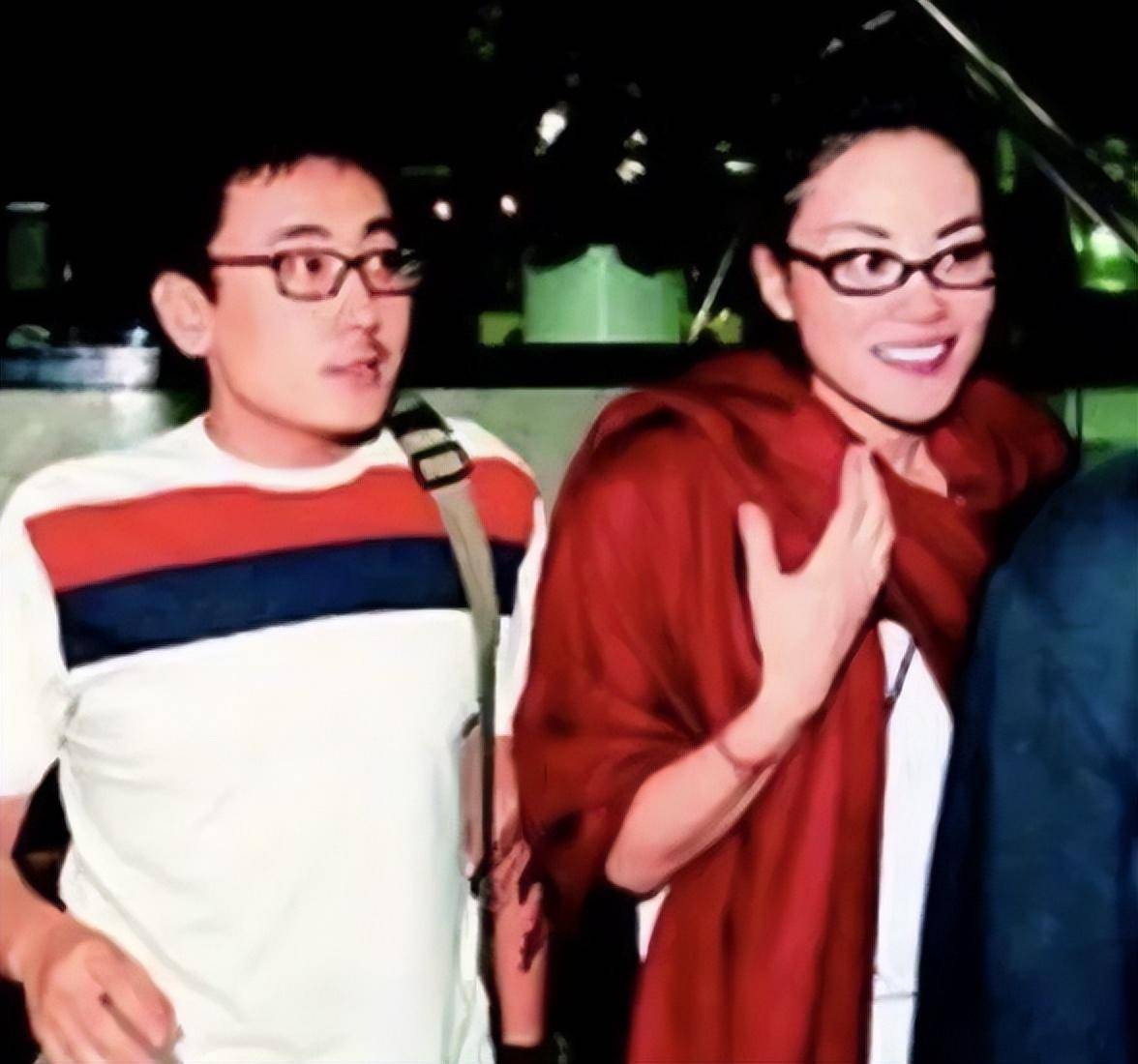 56岁窦文涛9段恋情至今未婚直言只有一人让他痴狂