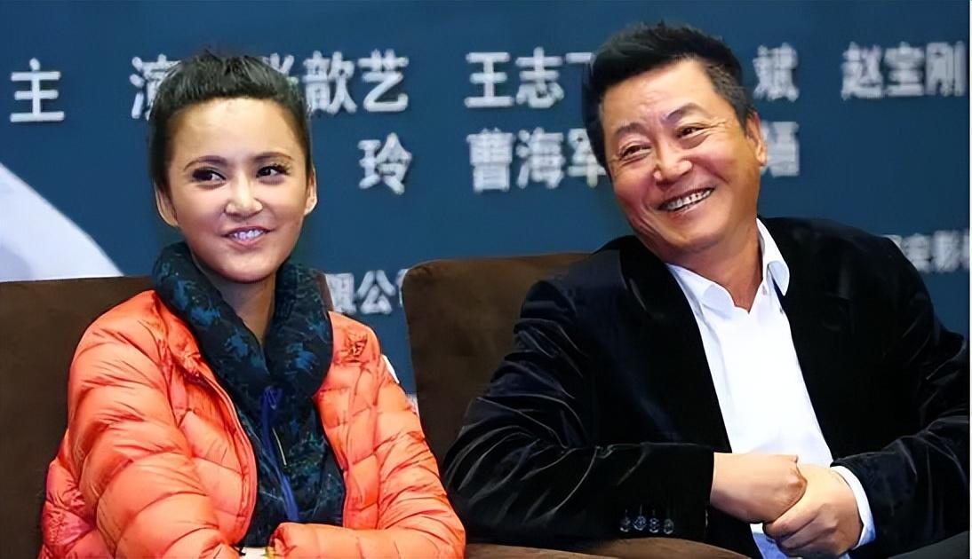 回顾丁芯和丈夫赵宝刚丁克18年愁坏婆婆意外得子全家乐开怀