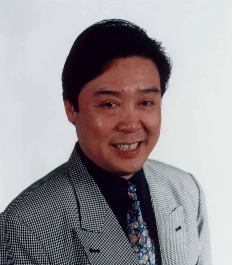 回顾师胜杰嗜酒如命不听妻子劝告戒酒后半生让妻子黯然流泪