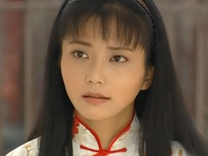 回顾徐露嫌丈夫太丑婚后宁愿不要孩子如今19岁女儿貌美如花