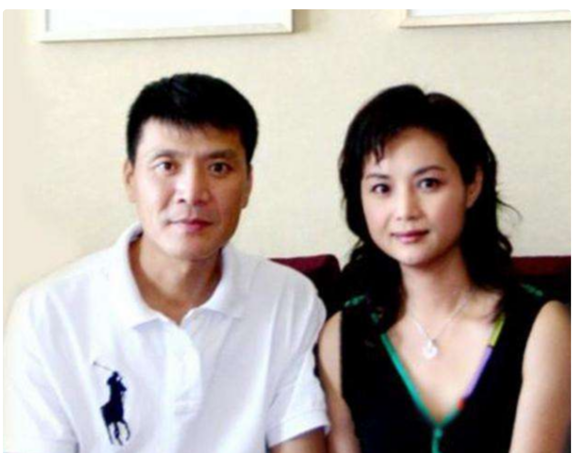 回顾接盘私生子娶三婚老婆娱乐圈的后爹们这几位气量真大