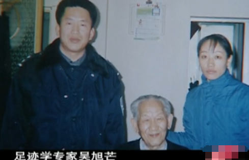 回顾五千多斤粮食被烧毁警方找来破案高手竟是16岁少女