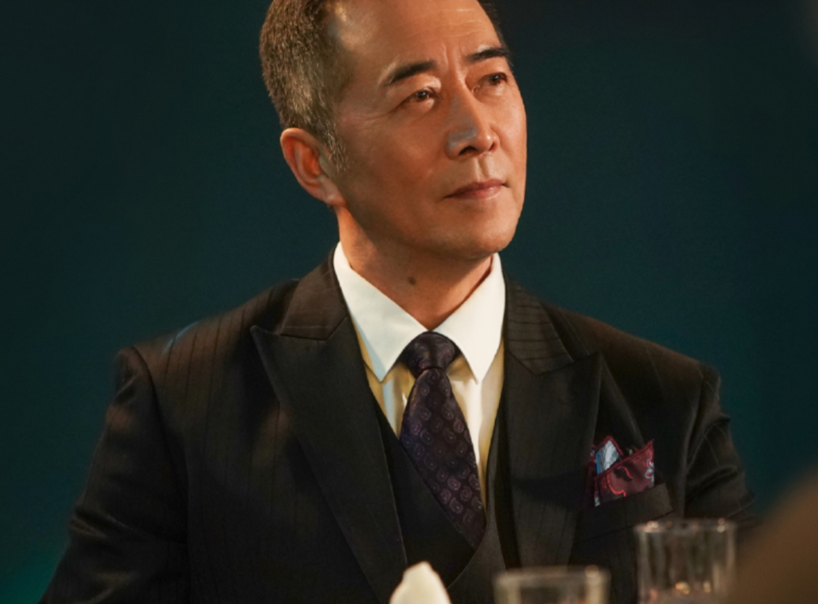 回顾演员郑晓宁与林海海离婚后49岁再婚娶娇妻50岁当爸不敢老