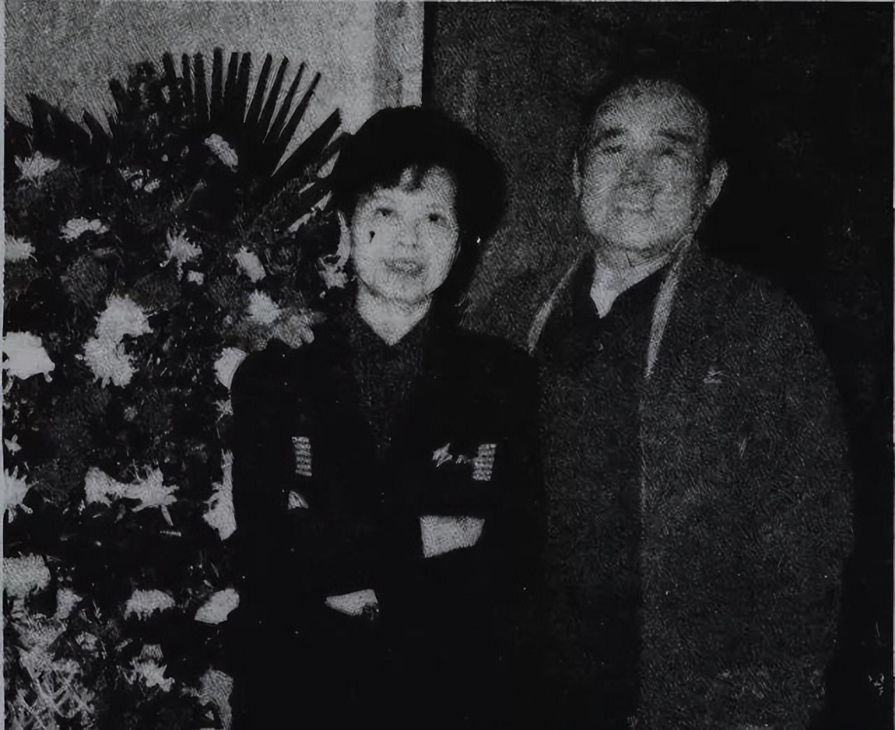 回顾央视女主持人沈力爱情事业双丰收儿子却成为她一生的遗憾