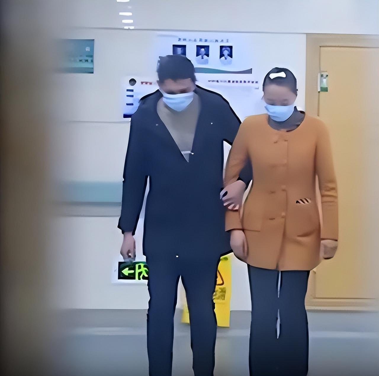 回顾一个月内两个女儿接连确诊癌症母亲绝望亲戚让她二选一