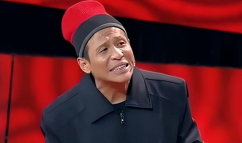 回顾宋小宝成名后抛弃发妻转身娶小8岁女粉丝他如今怎样了