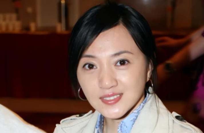 回顾从5登春晚到沦落精神病院金玉婷的结局印证了郭德纲的话