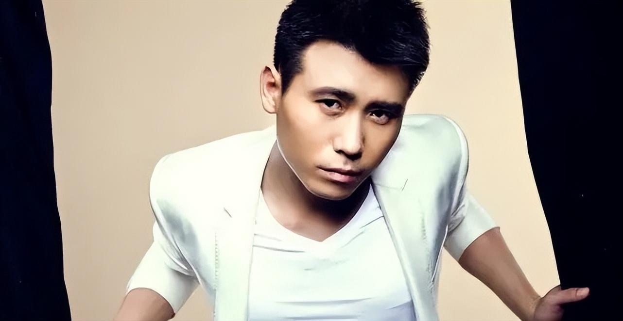 回顾演员李乃文和黄曼传绯闻与颜丙燕意难平今49岁仍未婚