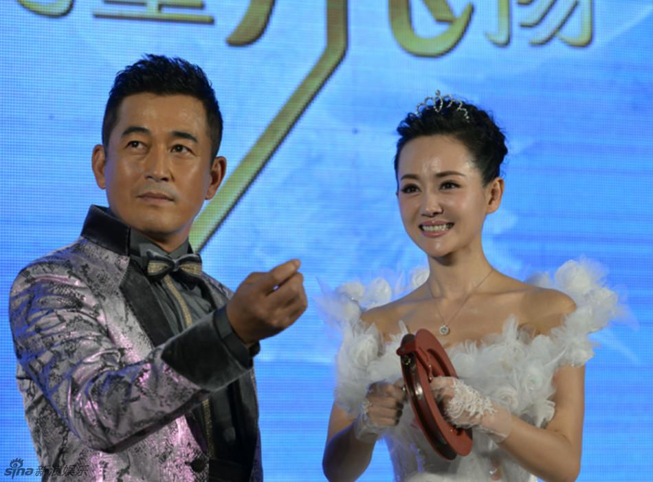 回顾王志飞一婚失败后与张歆艺携手7年三天闪婚张定涵终获幸福