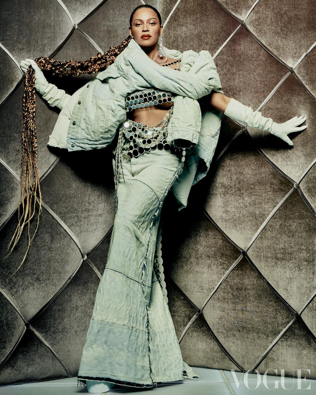 又名碧昂丝/碧昂丝·诺尔斯-卡特年龄: 42岁出生日期:1981年9月4日