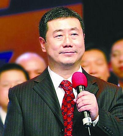 回顾方宏进从央视主持到被拘留与妻女对簿公堂60岁愧对女儿
