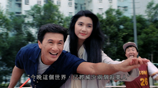 回顾洪欣为谈恋爱放弃事业结果感情散了钱也没了