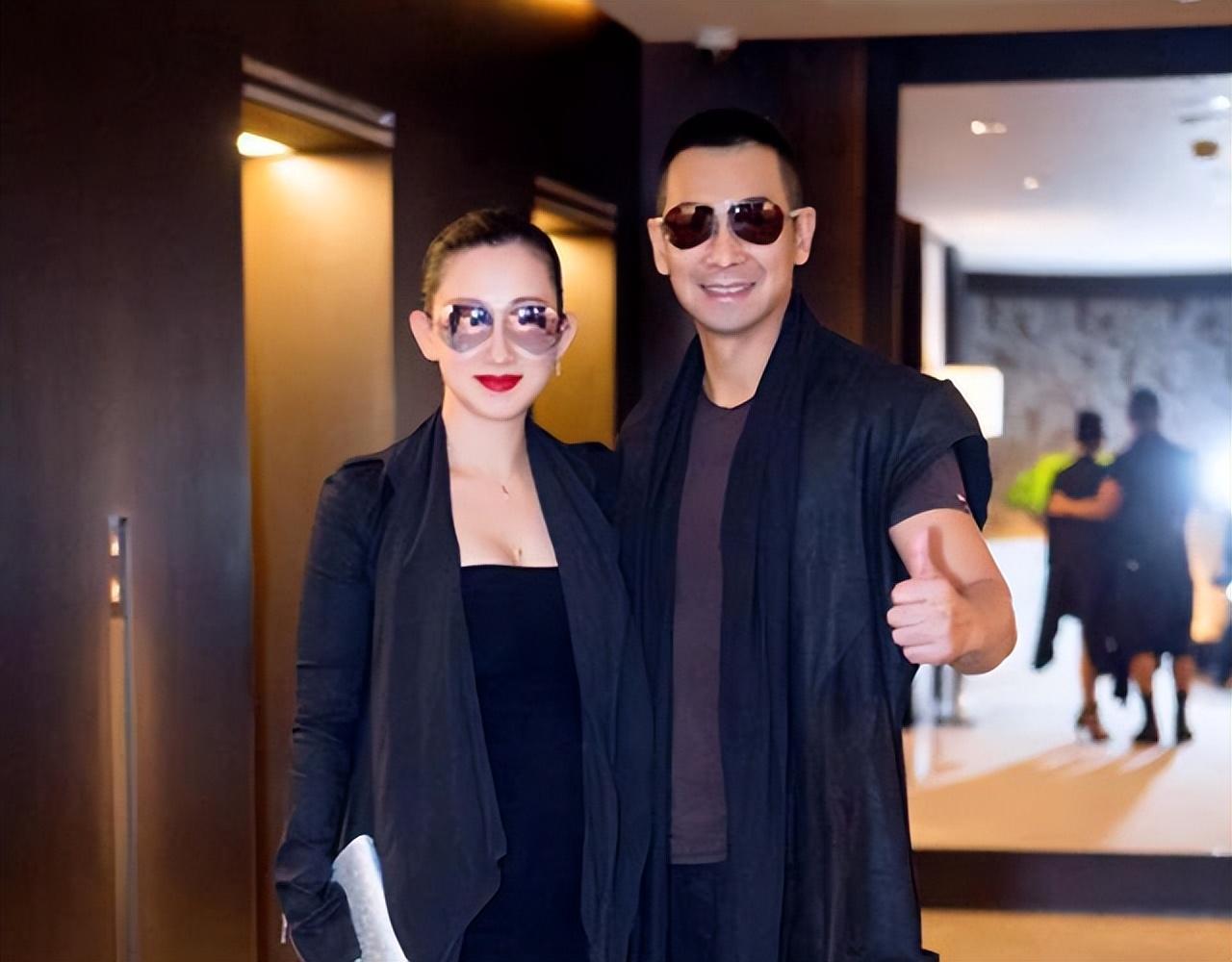 06.2007年,张丹露顺利生下一个女儿.