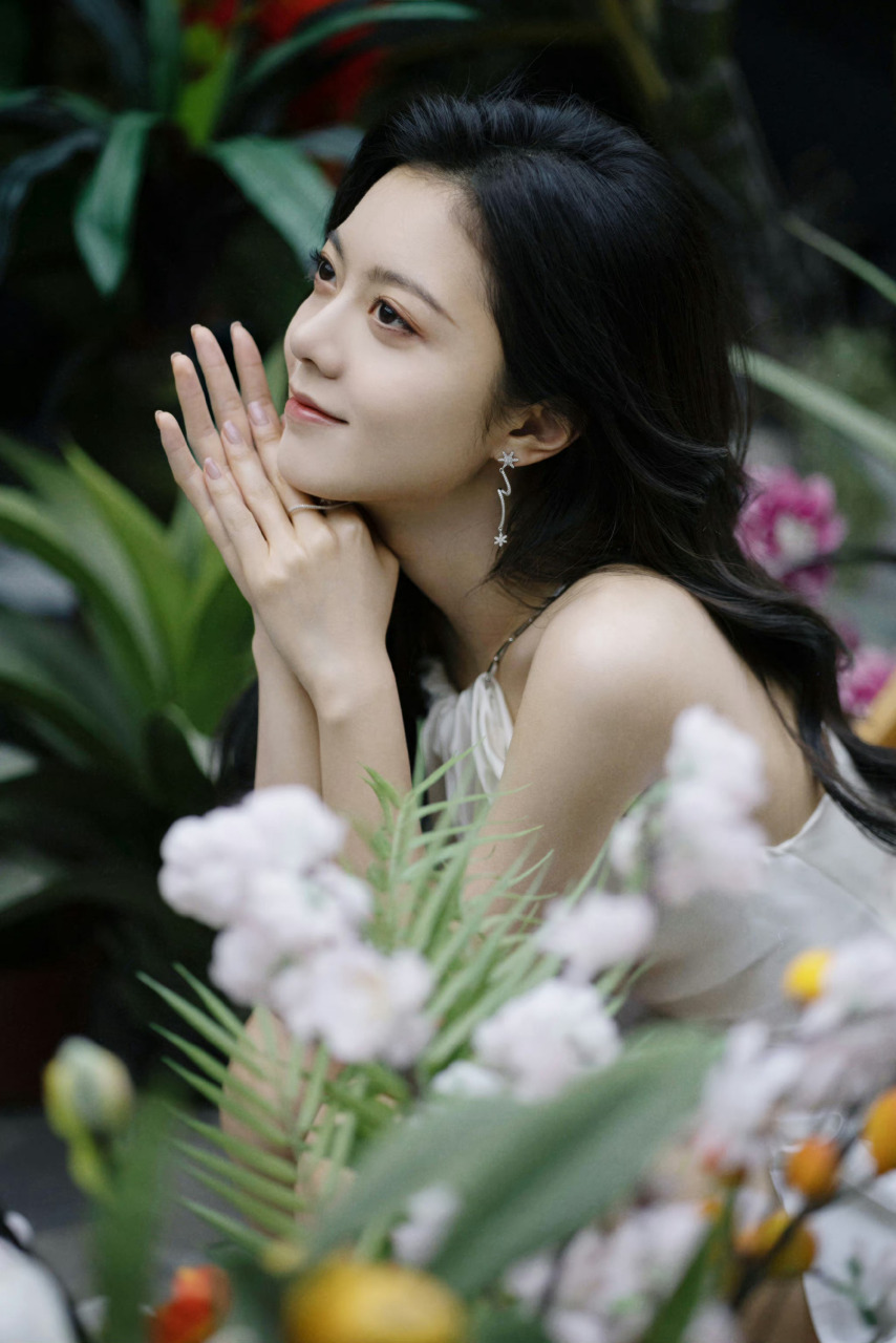 赵今麦白色短裙,浪漫唯美 #赵今麦