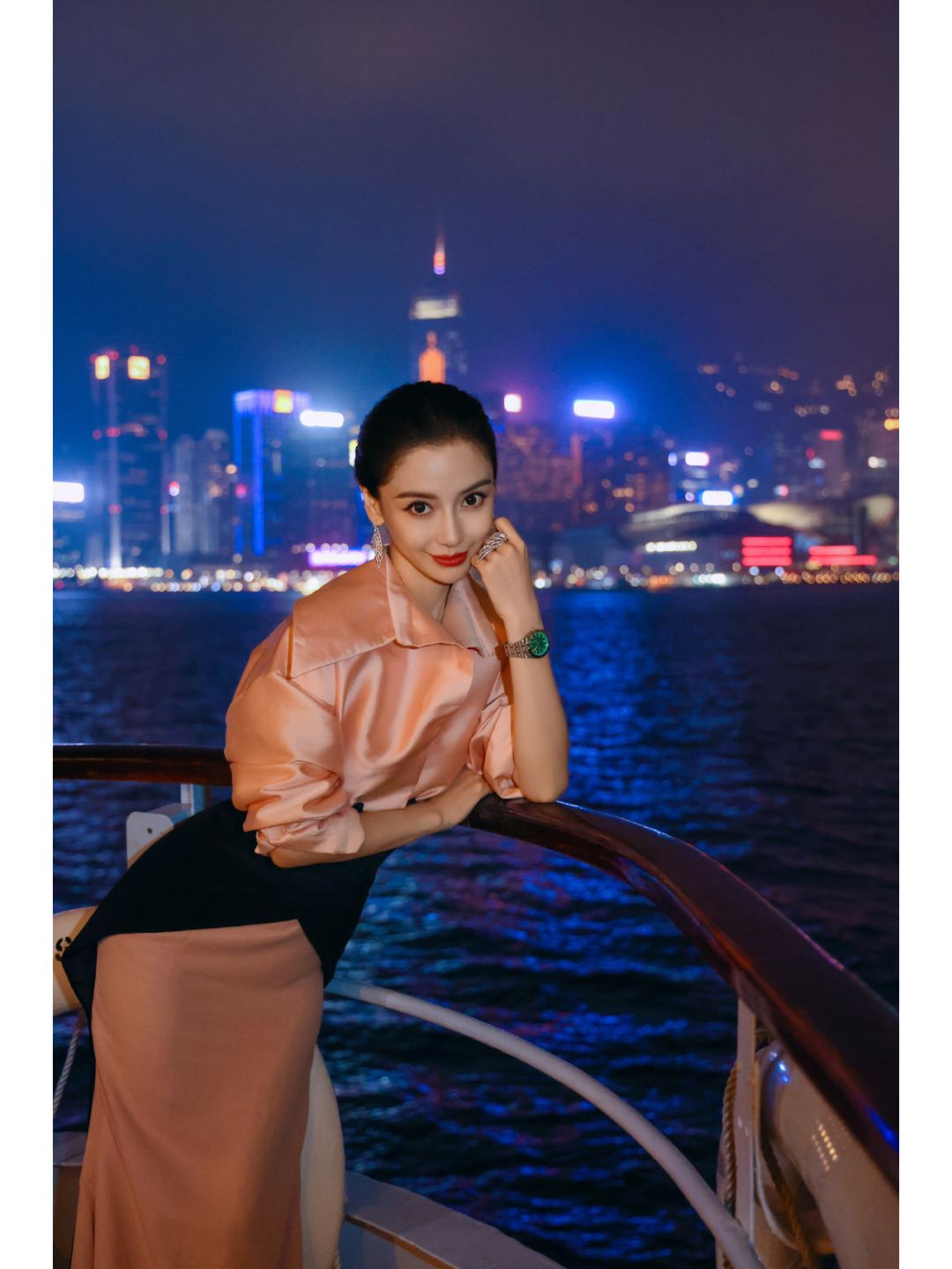 angelababy杨颖一出场就惊艳四座身穿alexis mabille 2023秋