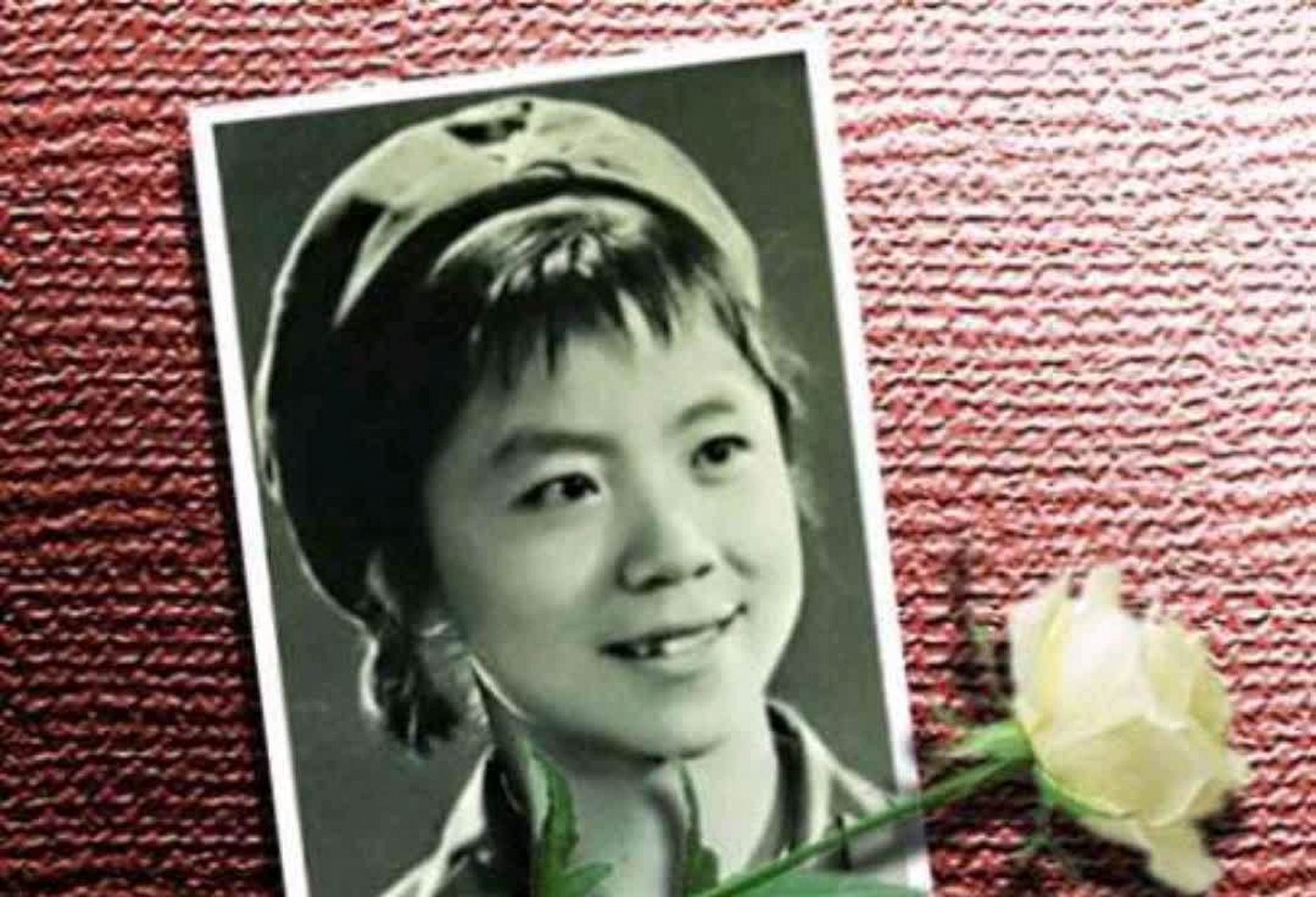 1979年,在对越自卫反击战中,我军一名女兵不幸中弹身亡.