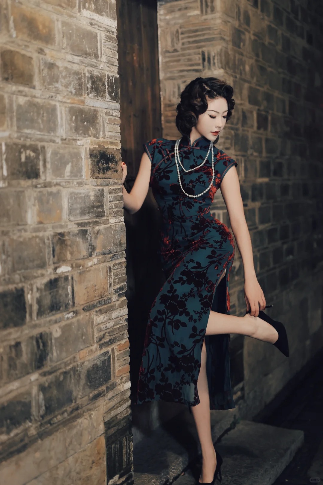 【复古魅力】民国风旗袍写真 | 美丽回忆 -  穿越时空,感受经典的复古