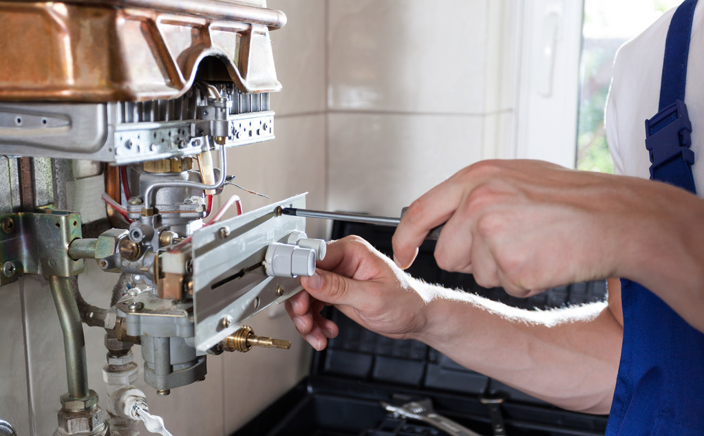 燃气热水器水温忽冷忽热怎么解决?