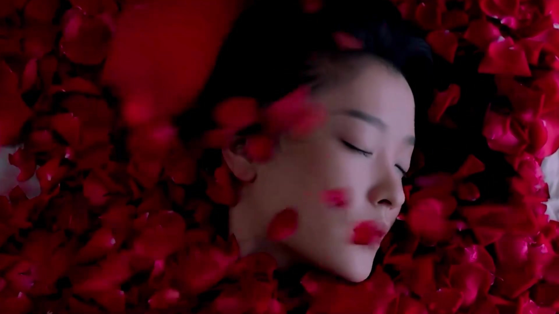 听过这首歌的人,孩子都三个了,《吴静-女儿情》