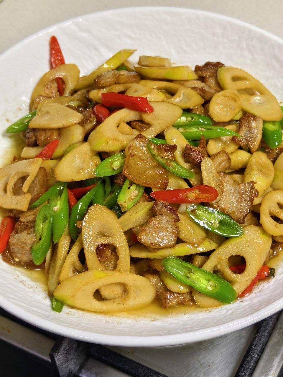 春笋炒五花肉,抓紧享用春天的美味|||脆嫩的春笋真的好好吃呀,用