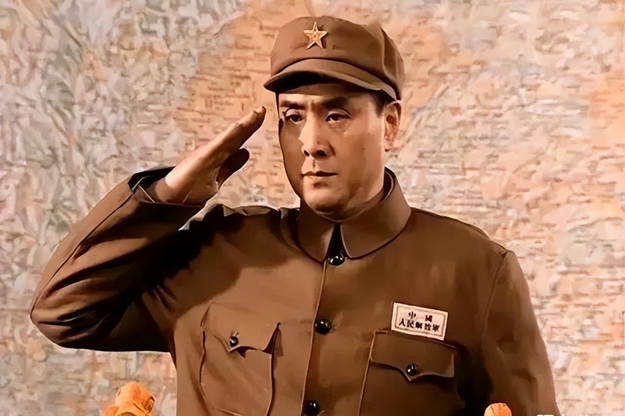 他战场3次抗命却被褒奖,还扬言:要把少将勋章挂在狗尾巴上!