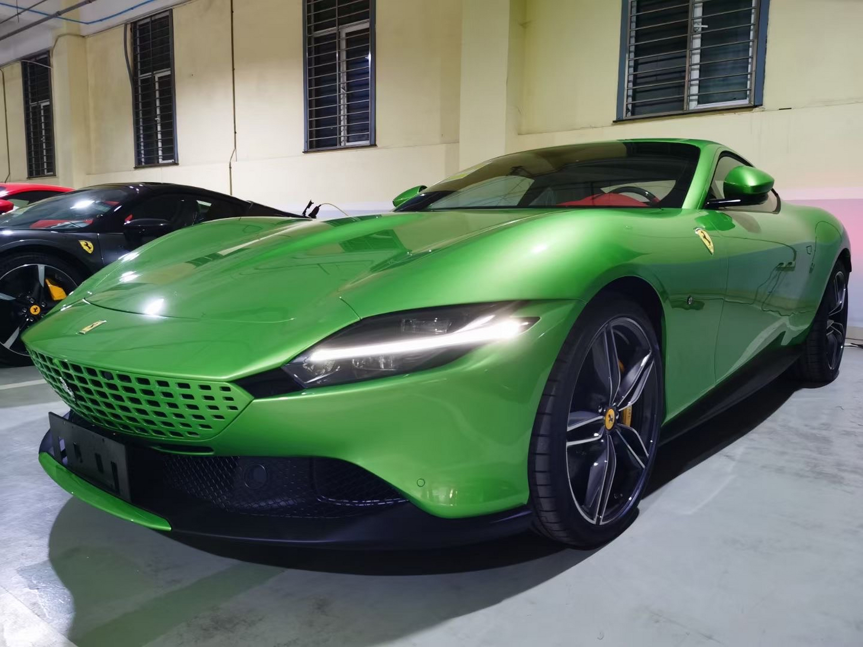 法拉利罗马跑车