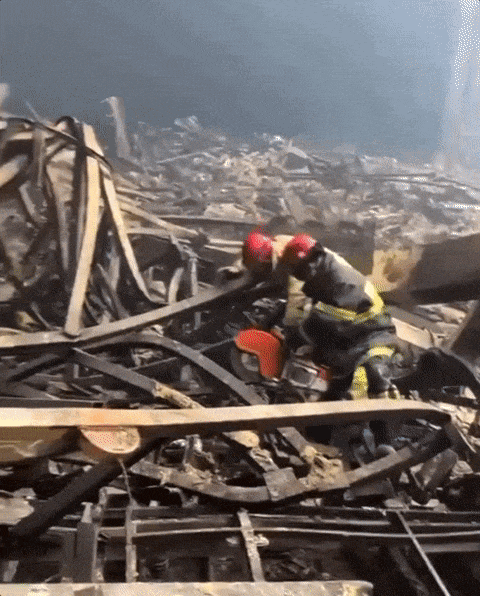 143人死亡莫斯科音乐厅遭血洗4恐袭者被捕就为了3万块钱吗