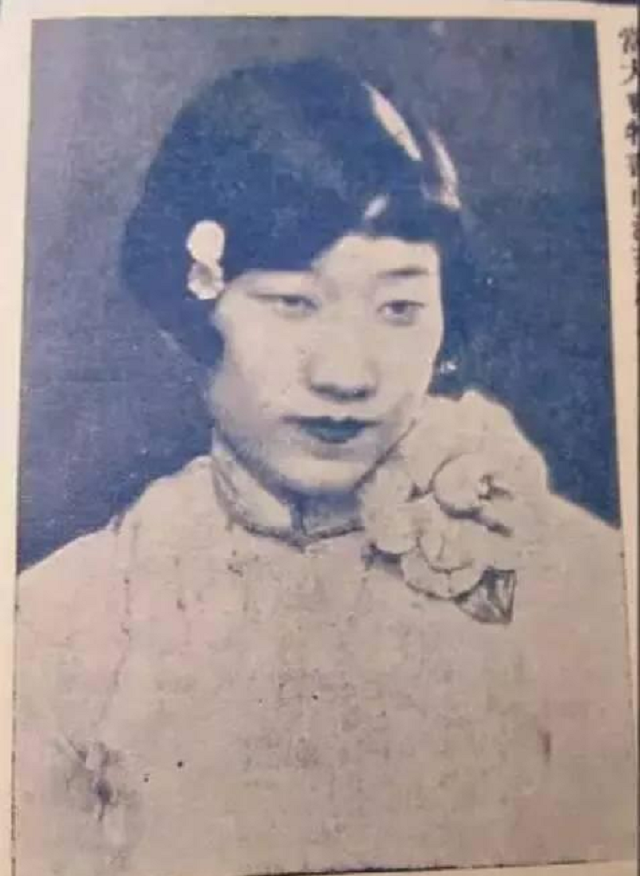 蒋士云在和贝祖贻结婚之后,蒋士云相夫教子,生活也算是美满,但是在她