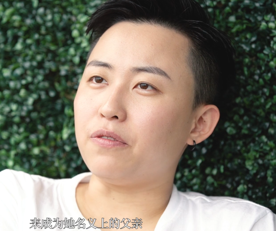 回顾花50万买精子生下五国混血儿的叶海洋勇敢地活出了自我