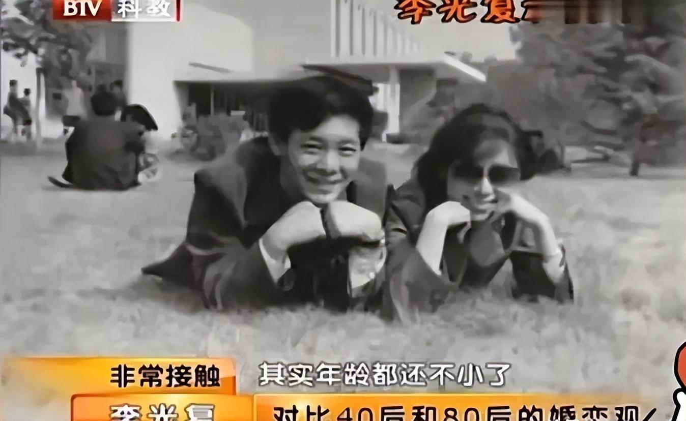 对于从小锦衣玉食的富家公子哥李光复来说:那地上可都是猪屎猪尿啊.