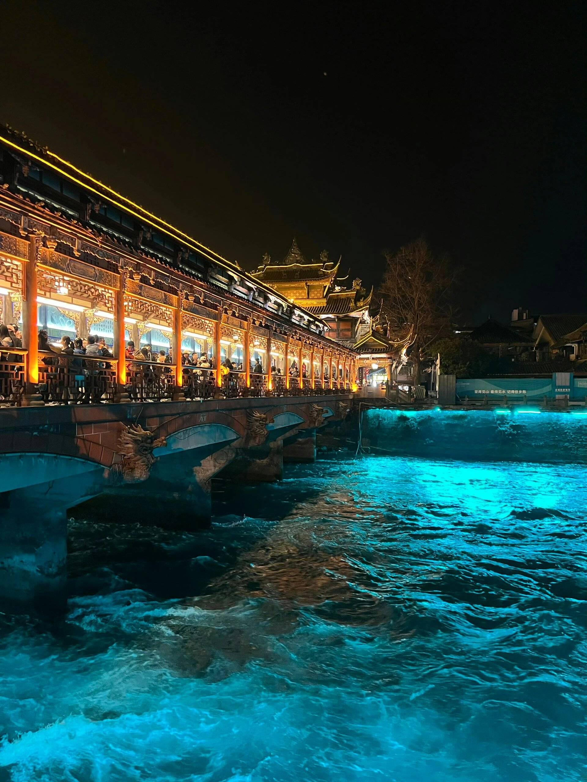 探索天府之国:不只是火锅和熊猫,带你领略不一样的成都风光