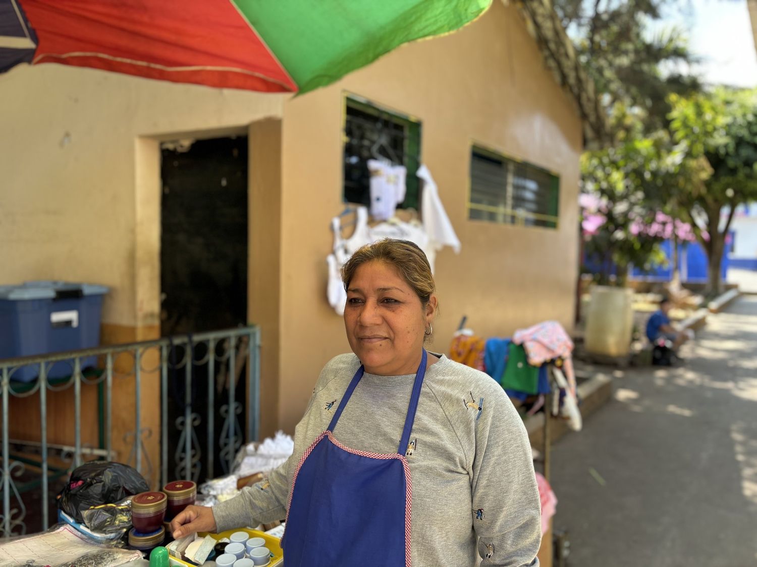 居住在拉乌尼翁的居民表示,政府目前正试图让他们无家可归.