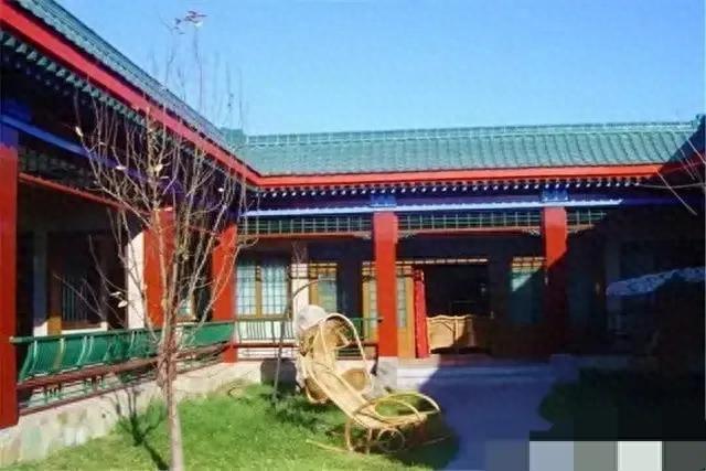回顾孙桂田我后悔的一件事就是花两万六买下故宫旁边的四合院