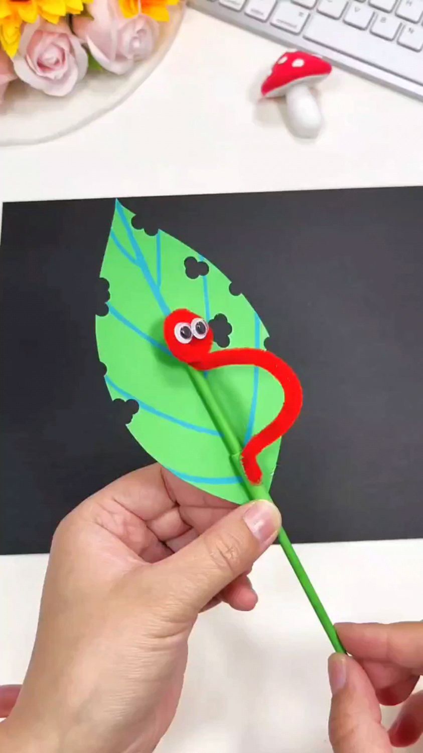 用扭扭棒来做个好玩的毛毛虫-度小视