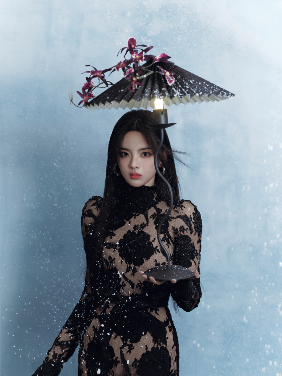 杨超越墨色蕾丝长裙风情满满 #杨超越